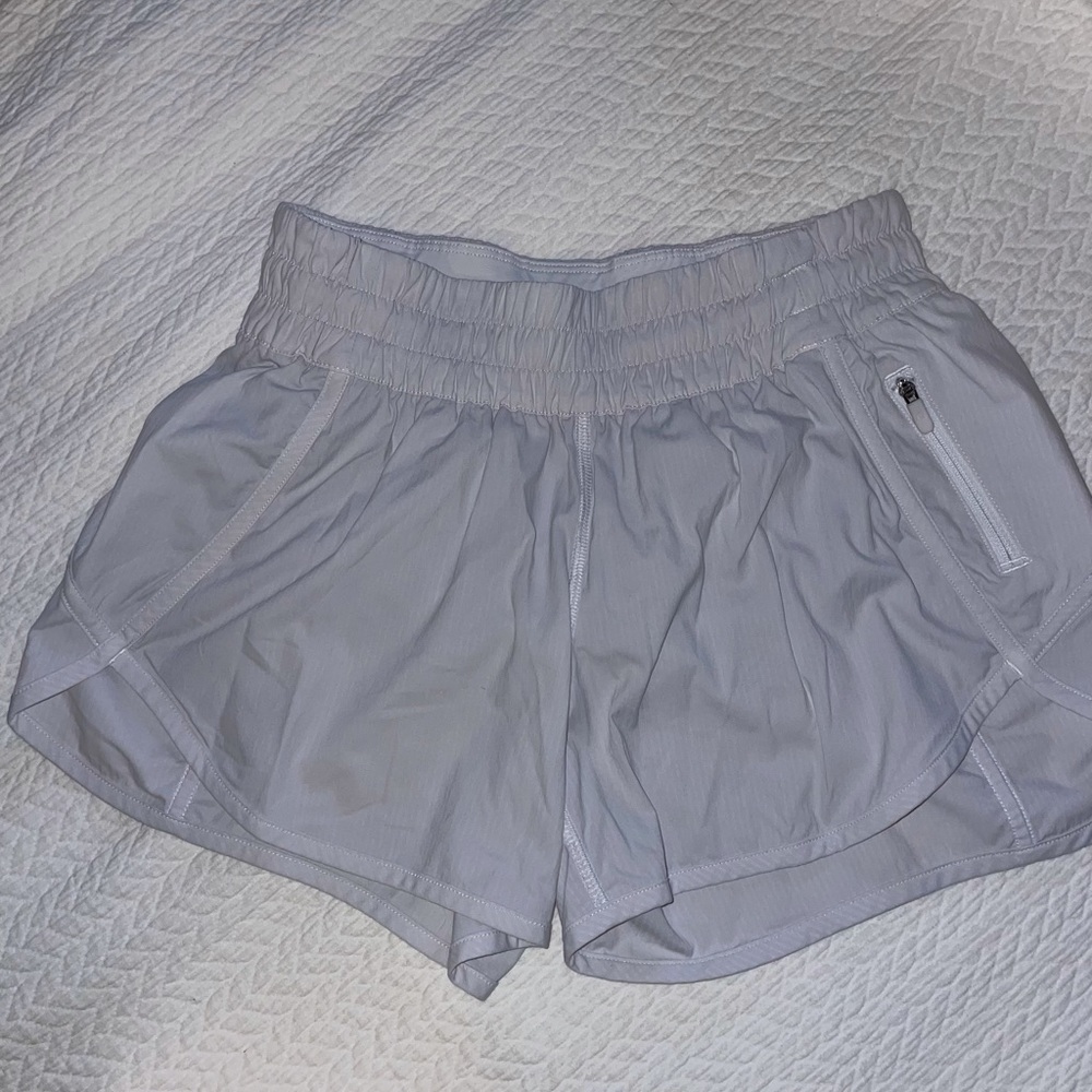Lululemon Tracker Short 4”.